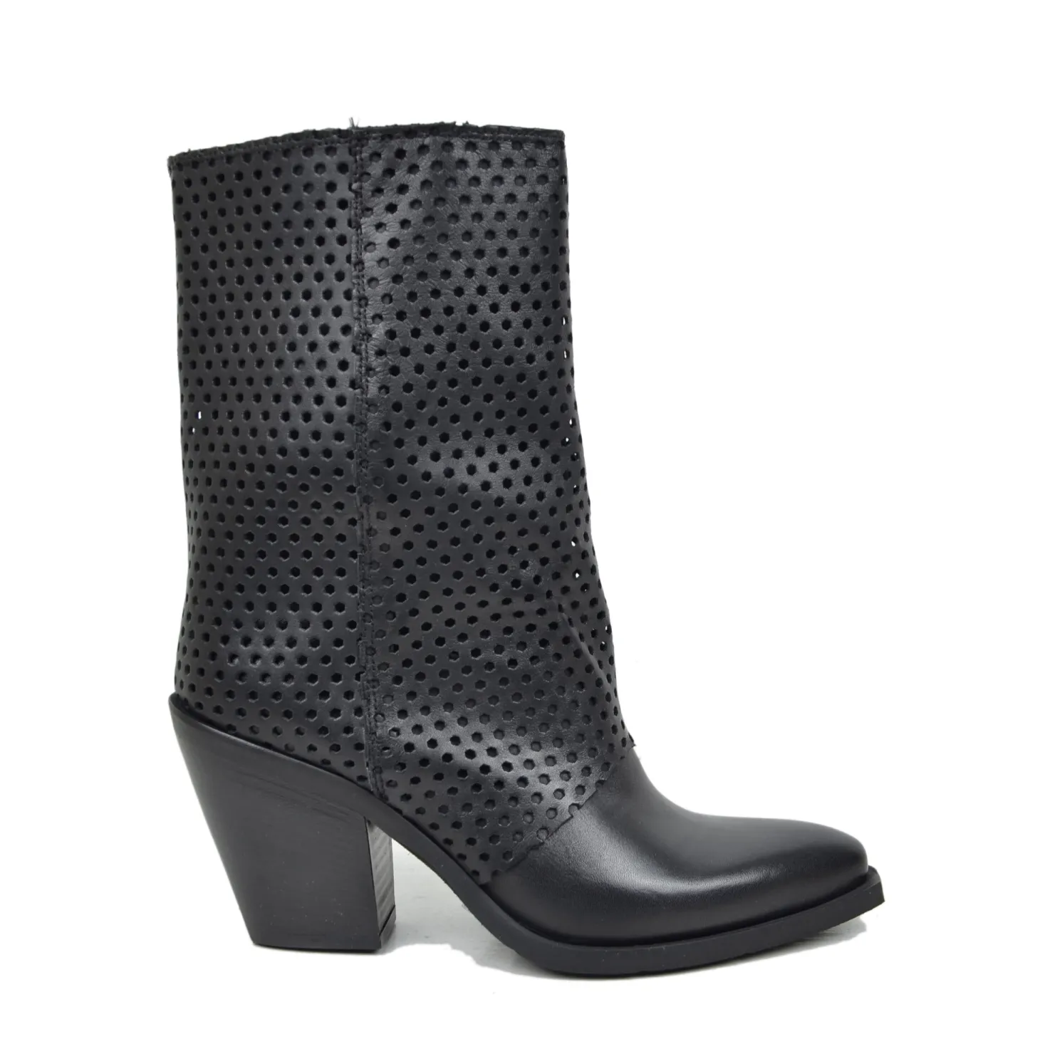 Black Texan Ankle Boots with Perforated Gaiter and Covered Heel