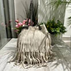 Borsa a Secchiello con Frange Nera in Pelle Scamosciata