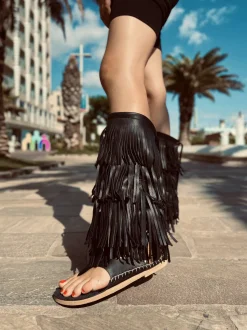 Indianini Infradito in Pelle Neri con Frange Made in Italy