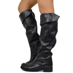 Knee-high boots in genuine leather with a soft shaft low heel and roun