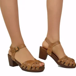 Sandali a Ragnetto in Pelle Ingrassata color Camel Made in Italy