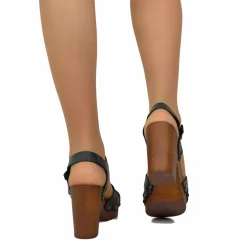 Sandali a Ragnetto Neri in Pelle Ingrassata Made in Italy