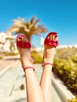 Sandali Donna color Fuxia in Pelle con Catena e Cinturino