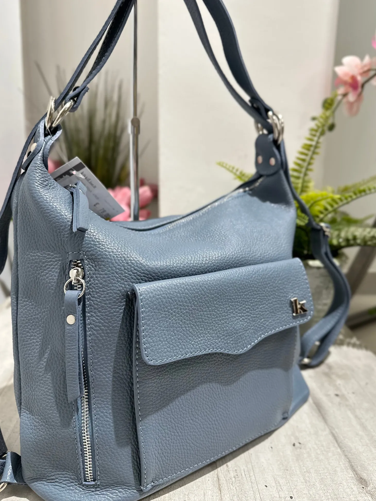 Shoulder Bag that becomes Backpack in Real Leather Blue Jeans Logo K F