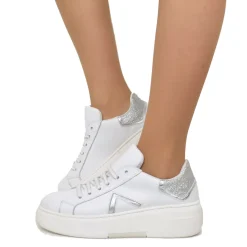 Sneakers Bianche Dettagli Argento Vera Pelle Punta Tonda Divine Follie