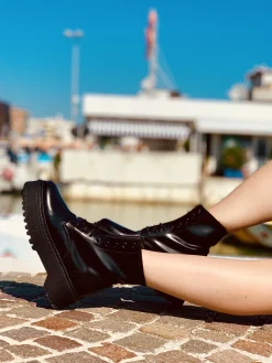 Stivaletti Donna Anfibi Neri Lucidi Fondo Alto Made in Italy