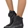 Stivaletti Texanini in Vera Pelle Nero Effetto Stropicciato Tacco 5 cm