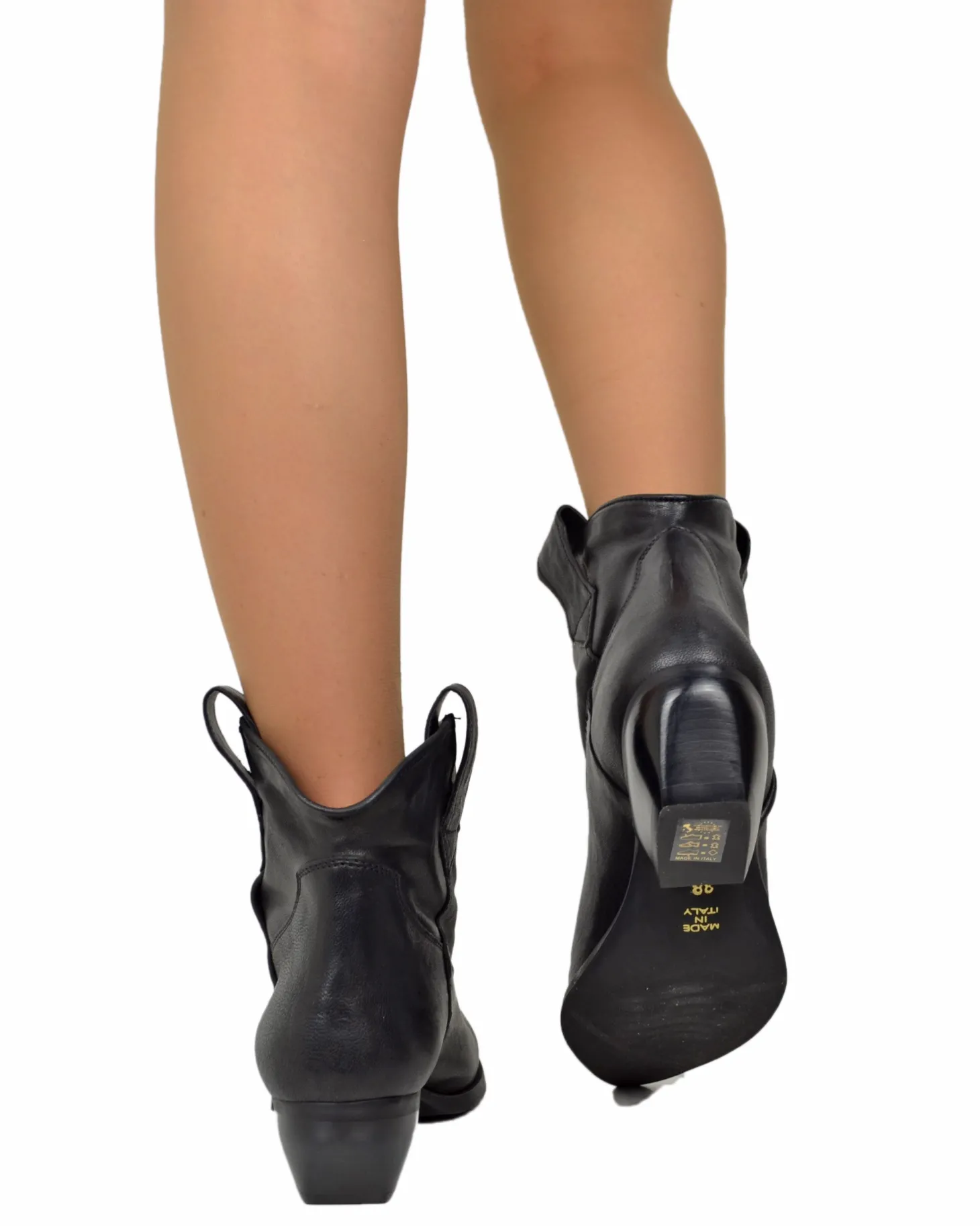 Stivaletti Texanini in Vera Pelle Nero Effetto Stropicciato Tacco 5 cm