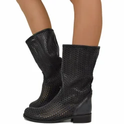 Stivali Estivi Donna Traforati Neri con Tacco Basso Made in Italy