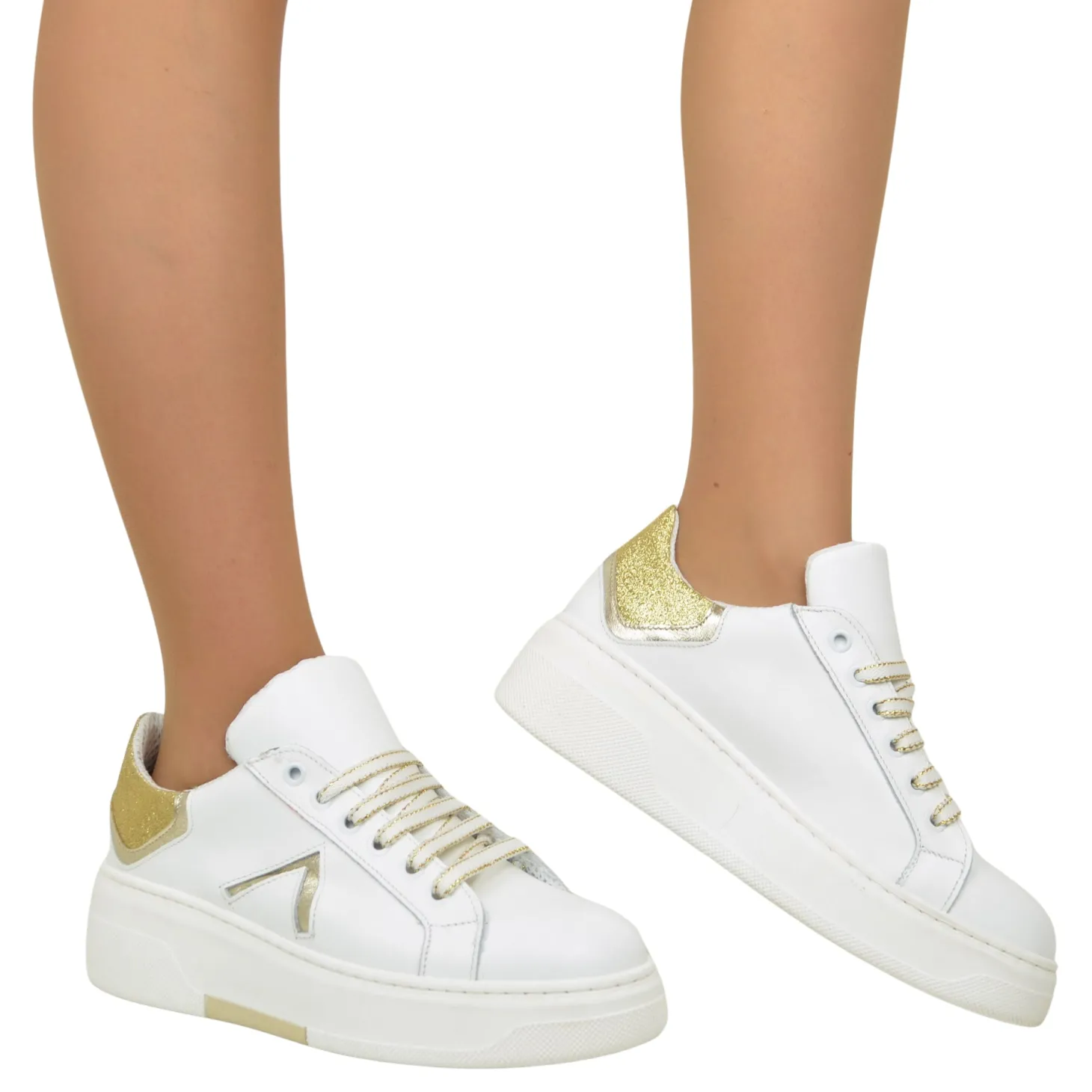 White Sneakers Golden Details Genuine Leather Round Toe Divine Follie