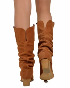 Wide Calf Suede Cowboy Boots with Soft Shaft – 7 cm Heel – Tan