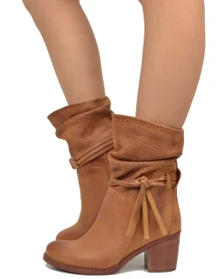 Women's Vintage Effect Leather Ankle Boots – Made in Italy, Cognac