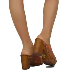 Zoccolo Donna in Pelle Ingrassata in color Daino Made in Italy