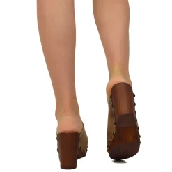 Zoccolo Donna in Pelle Ingrassata in color Camel Made in Italy
